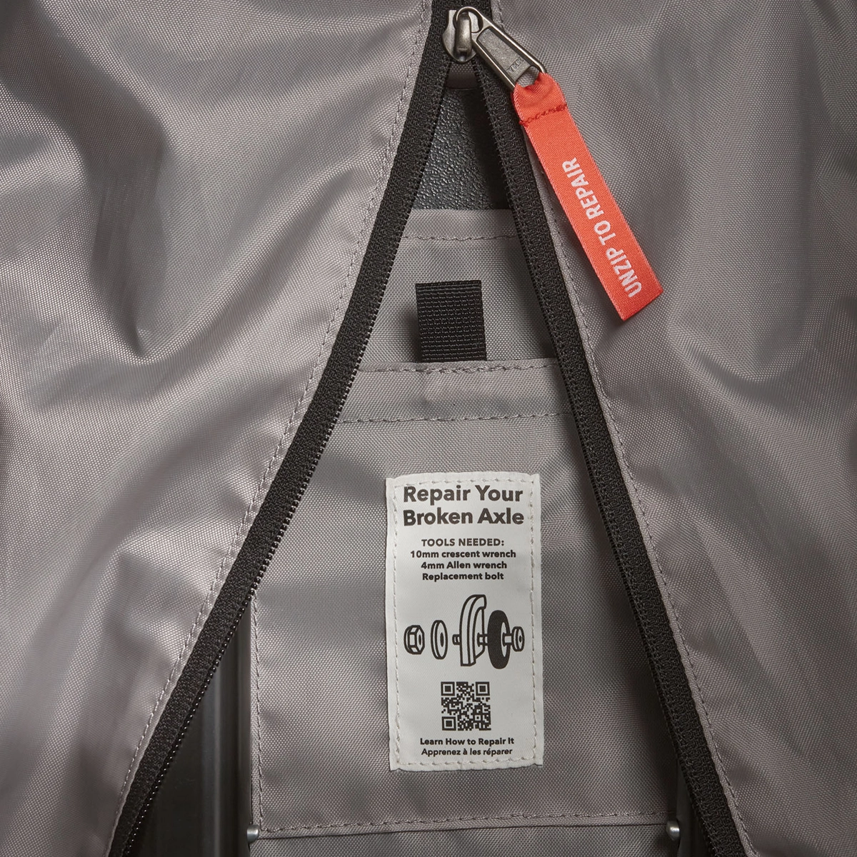 Black Hole Wheeled Duffle Bag 100L