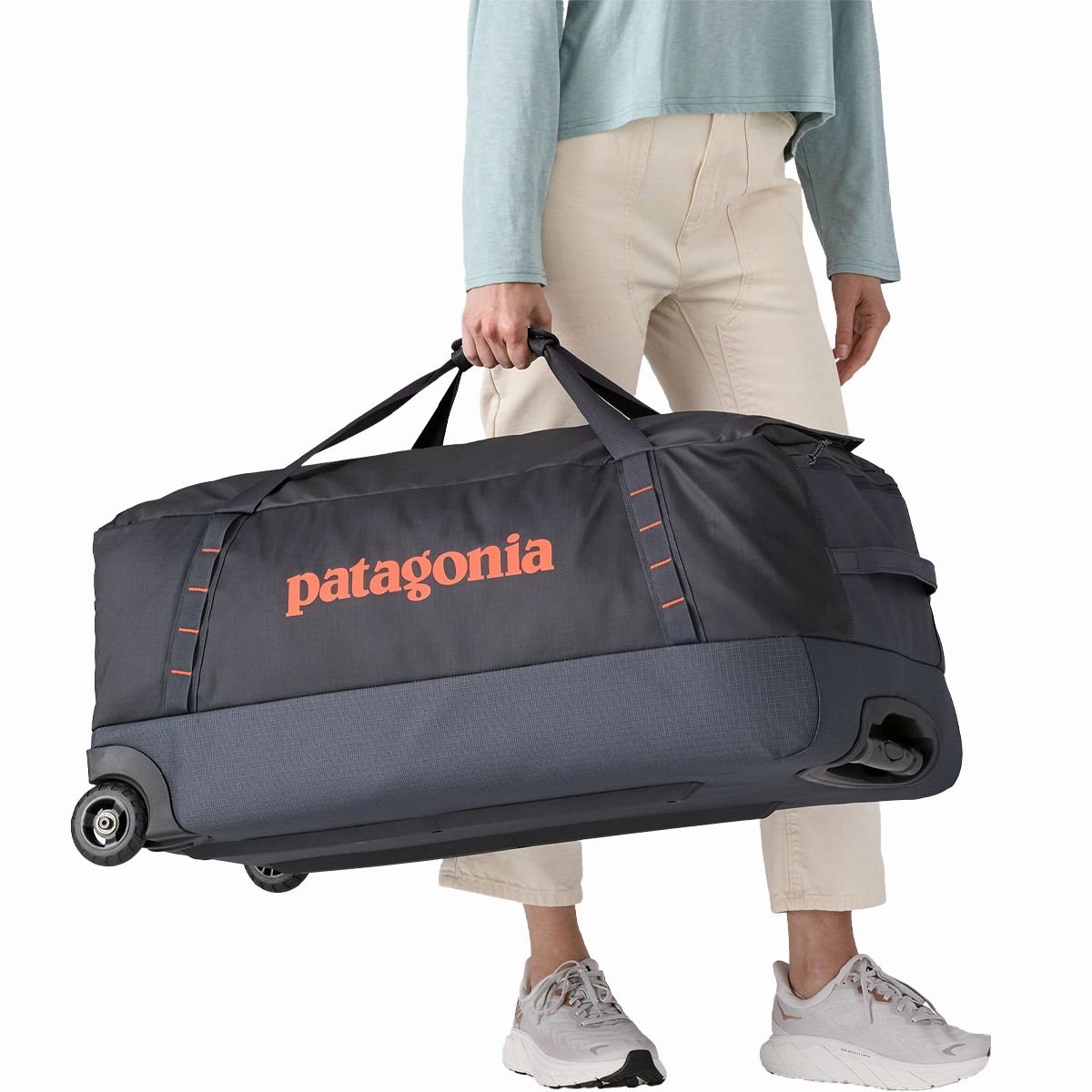 Black Hole Wheeled Duffle Bag 100L