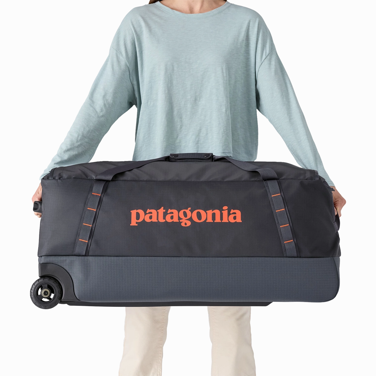 Black Hole Wheeled Duffle Bag 100L