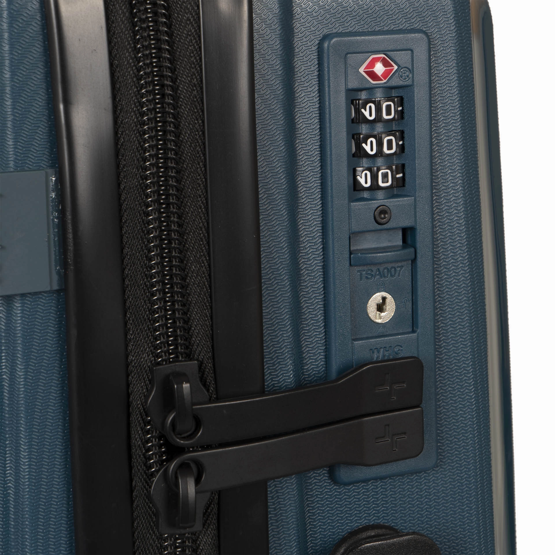 Dynamo Hardside 22" Carry-On Luggage