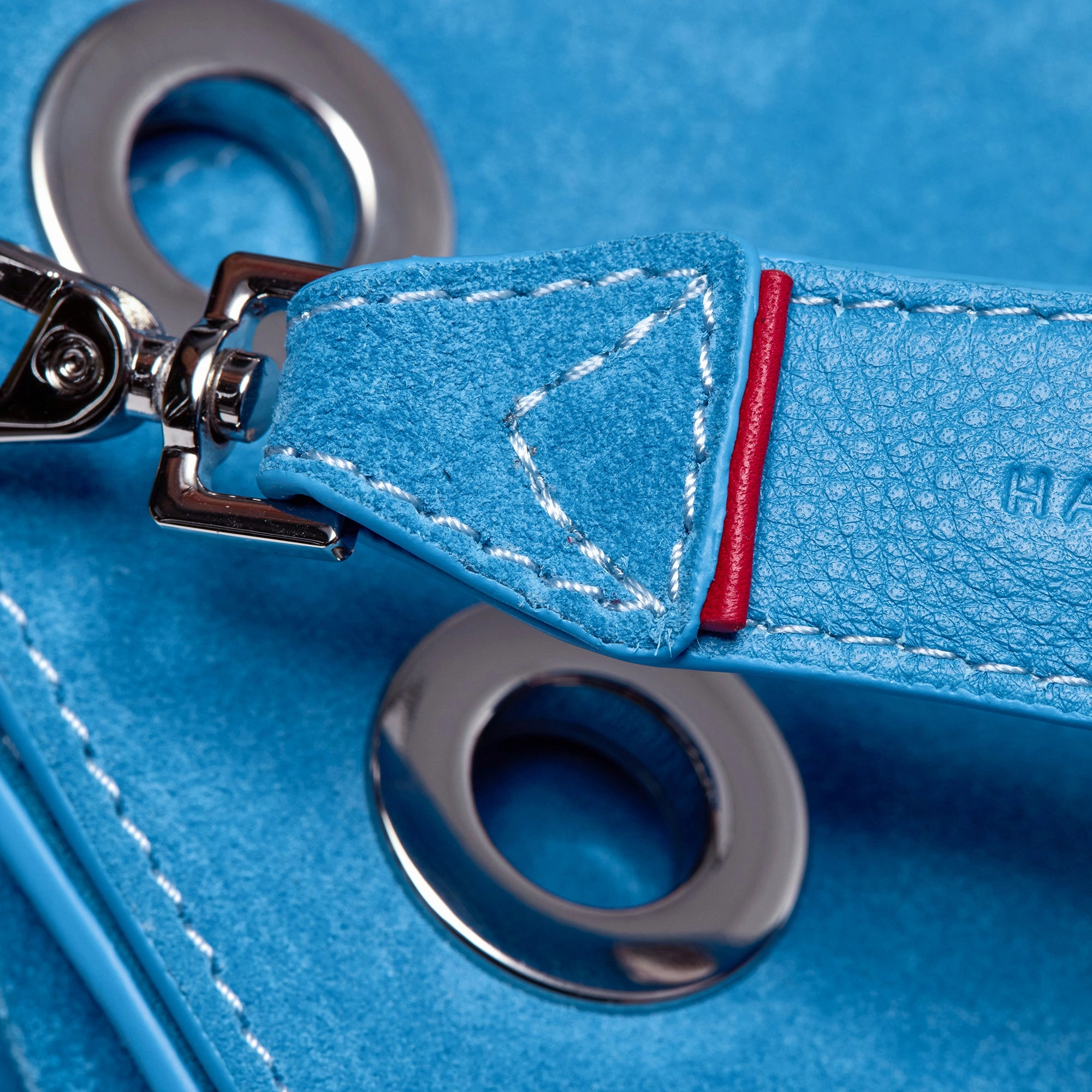 Montana Clutch | Hydrangea Suede/Silver | Sml