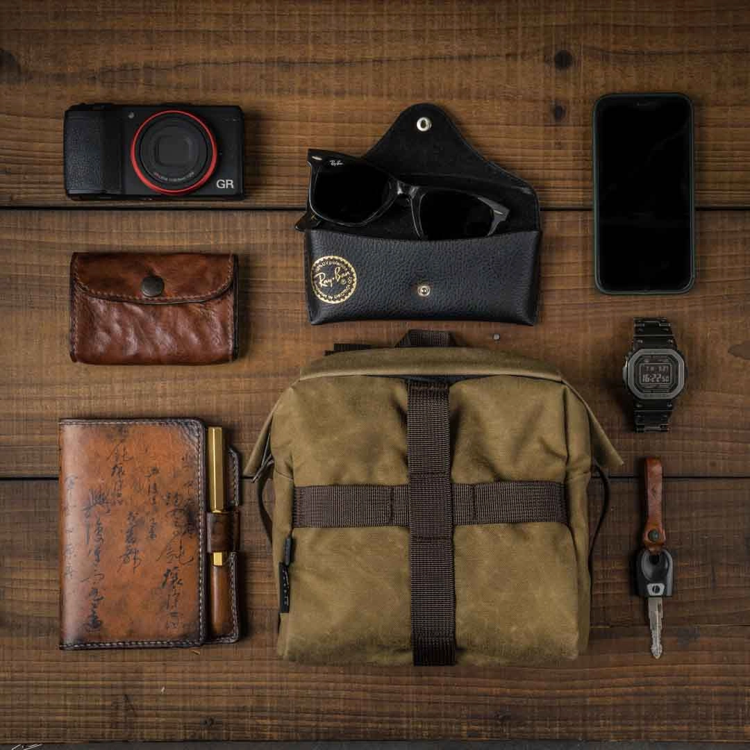 Pioneer Expandable Front Bag M (Carrier Frame NOT included)