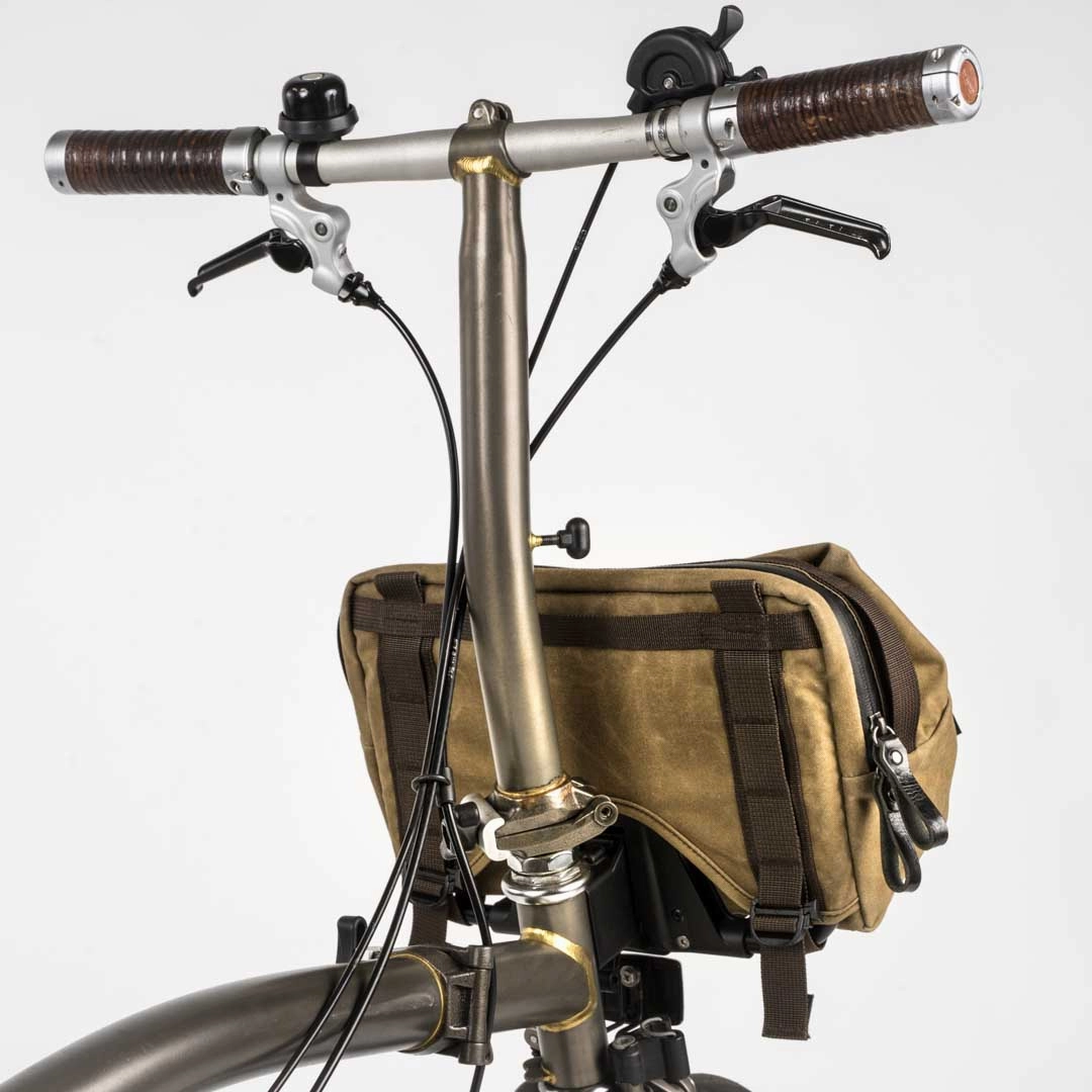 Pioneer Expandable Front Bag M (Carrier Frame NOT included)