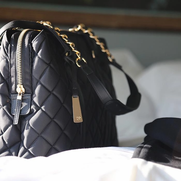 The No. 5 Classic 15” Laptop Tote