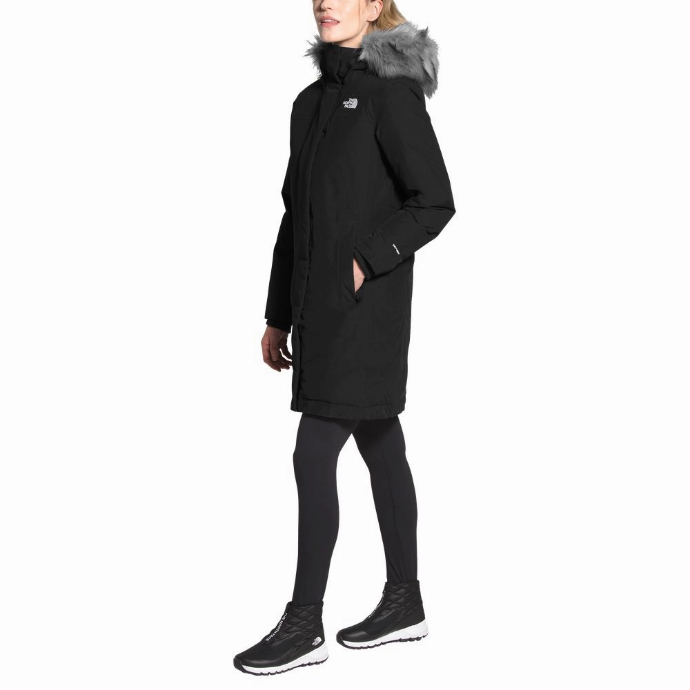 The North Face Arctic Parka for Ladies - TNF Black Small