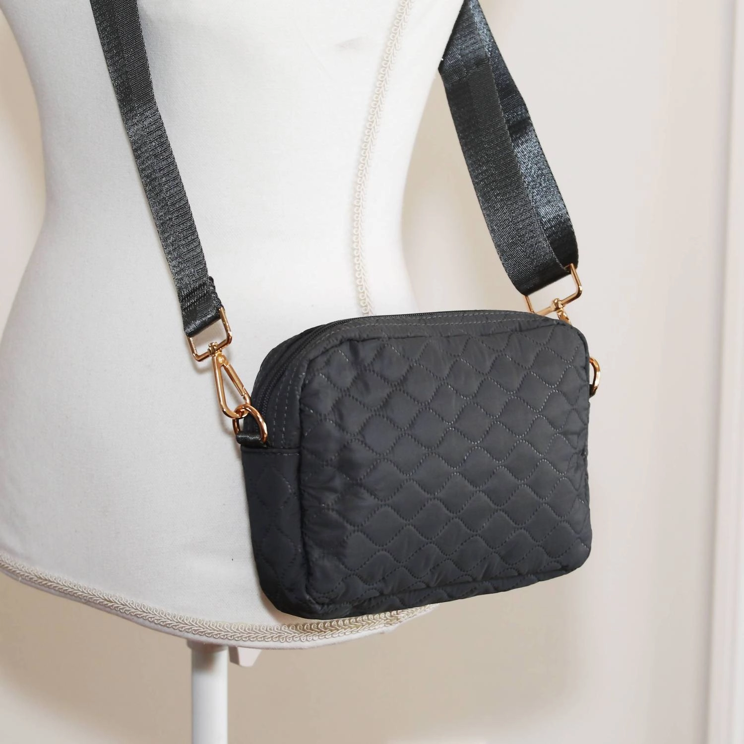 Women's Sophie Quilted Crossbody In Gray